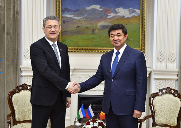 Радий Хабиров пригласил делегацию Киргизии на инвестфорум «Зауралье-2019»